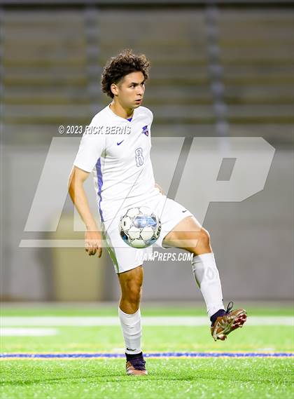 Thumbnail 3 in Grand Oaks vs Cypress Woods (UIL6A Region 2 Area playoff) photogallery.
