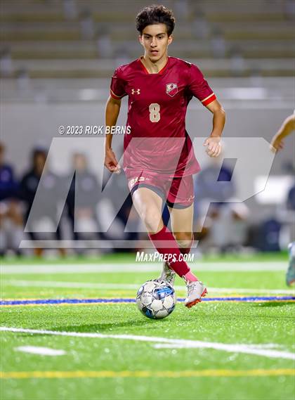 Thumbnail 2 in Grand Oaks vs Cypress Woods (UIL6A Region 2 Area playoff) photogallery.