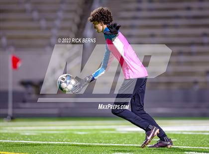 Thumbnail 1 in Grand Oaks vs Cypress Woods (UIL6A Region 2 Area playoff) photogallery.