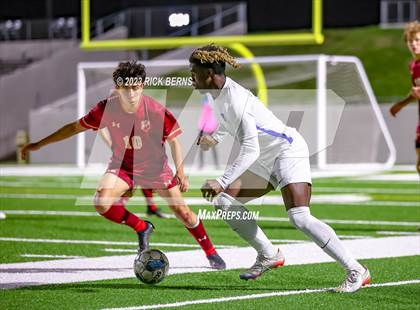 Thumbnail 3 in Grand Oaks vs Cypress Woods (UIL6A Region 2 Area playoff) photogallery.