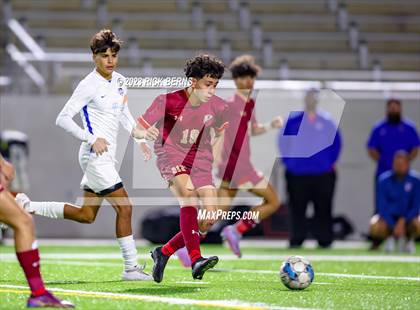 Thumbnail 1 in Grand Oaks vs Cypress Woods (UIL6A Region 2 Area playoff) photogallery.