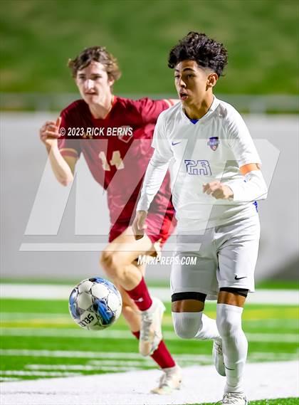 Thumbnail 1 in Grand Oaks vs Cypress Woods (UIL6A Region 2 Area playoff) photogallery.