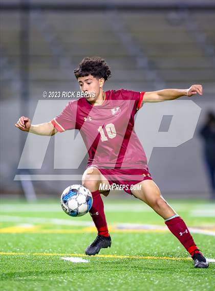 Thumbnail 1 in Grand Oaks vs Cypress Woods (UIL6A Region 2 Area playoff) photogallery.