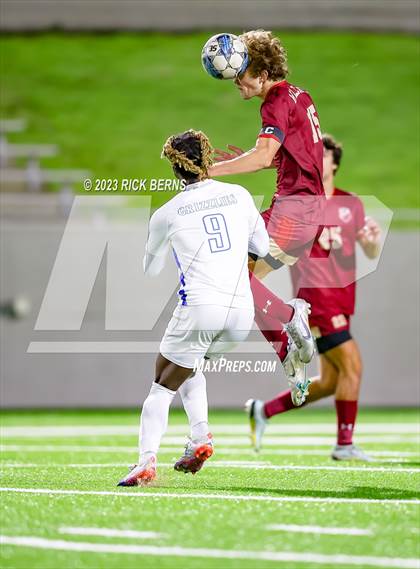 Thumbnail 1 in Grand Oaks vs Cypress Woods (UIL6A Region 2 Area playoff) photogallery.