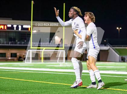 Thumbnail 1 in Grand Oaks vs Cypress Woods (UIL6A Region 2 Area playoff) photogallery.