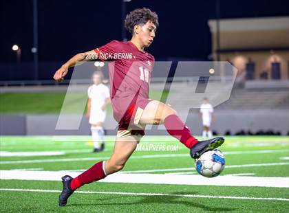 Thumbnail 1 in Grand Oaks vs Cypress Woods (UIL6A Region 2 Area playoff) photogallery.