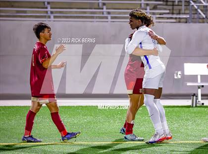 Thumbnail 3 in Grand Oaks vs Cypress Woods (UIL6A Region 2 Area playoff) photogallery.