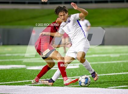 Thumbnail 2 in Grand Oaks vs Cypress Woods (UIL6A Region 2 Area playoff) photogallery.