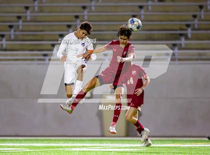 Thumbnail 2 in Grand Oaks vs Cypress Woods (UIL6A Region 2 Area playoff) photogallery.