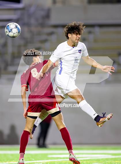 Thumbnail 3 in Grand Oaks vs Cypress Woods (UIL6A Region 2 Area playoff) photogallery.