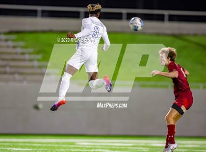 Thumbnail 3 in Grand Oaks vs Cypress Woods (UIL6A Region 2 Area playoff) photogallery.