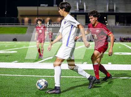 Thumbnail 2 in Grand Oaks vs Cypress Woods (UIL6A Region 2 Area playoff) photogallery.