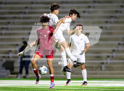 Thumbnail 1 in Grand Oaks vs Cypress Woods (UIL6A Region 2 Area playoff) photogallery.