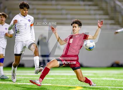 Thumbnail 3 in Grand Oaks vs Cypress Woods (UIL6A Region 2 Area playoff) photogallery.
