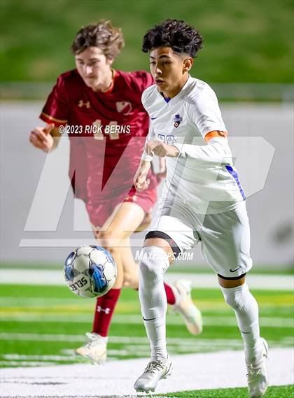 Thumbnail 3 in Grand Oaks vs Cypress Woods (UIL6A Region 2 Area playoff) photogallery.