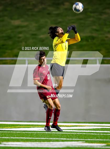 Thumbnail 2 in Grand Oaks vs Cypress Woods (UIL6A Region 2 Area playoff) photogallery.