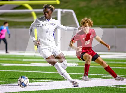 Thumbnail 2 in Grand Oaks vs Cypress Woods (UIL6A Region 2 Area playoff) photogallery.