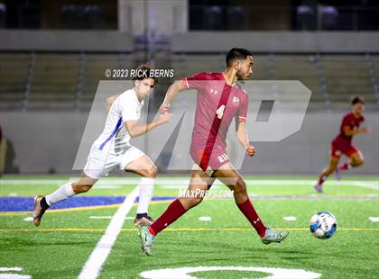 Thumbnail 3 in Grand Oaks vs Cypress Woods (UIL6A Region 2 Area playoff) photogallery.