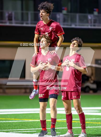 Thumbnail 2 in Grand Oaks vs Cypress Woods (UIL6A Region 2 Area playoff) photogallery.