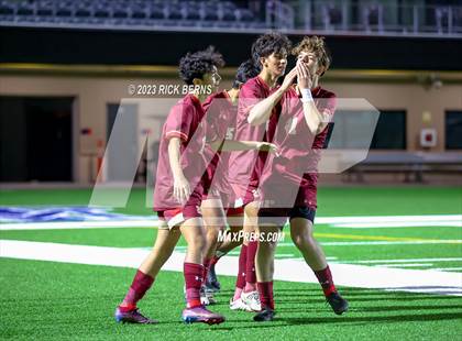 Thumbnail 2 in Grand Oaks vs Cypress Woods (UIL6A Region 2 Area playoff) photogallery.