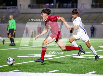 Thumbnail 3 in Grand Oaks vs Cypress Woods (UIL6A Region 2 Area playoff) photogallery.