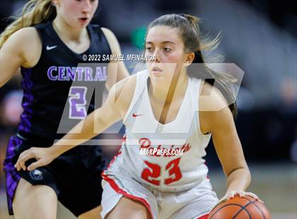 Thumbnail 1 in Omaha Central vs. Millard South (Metro Tournament Final) photogallery.