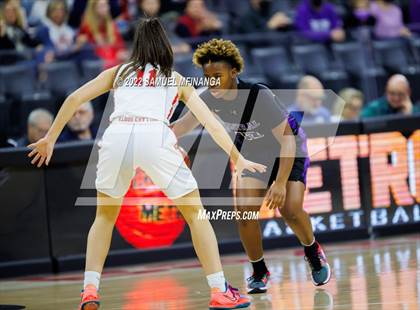 Thumbnail 3 in Omaha Central vs. Millard South (Metro Tournament Final) photogallery.