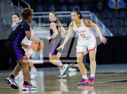 Thumbnail 2 in Omaha Central vs. Millard South (Metro Tournament Final) photogallery.
