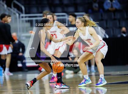 Thumbnail 3 in Omaha Central vs. Millard South (Metro Tournament Final) photogallery.