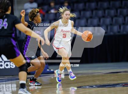 Thumbnail 2 in Omaha Central vs. Millard South (Metro Tournament Final) photogallery.