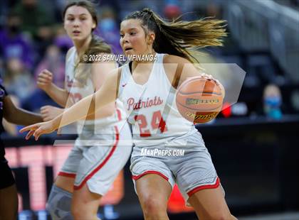 Thumbnail 1 in Omaha Central vs. Millard South (Metro Tournament Final) photogallery.