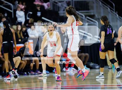 Thumbnail 2 in Omaha Central vs. Millard South (Metro Tournament Final) photogallery.