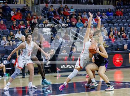 Thumbnail 2 in Omaha Central vs. Millard South (Metro Tournament Final) photogallery.