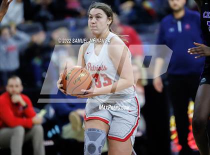 Thumbnail 2 in Omaha Central vs. Millard South (Metro Tournament Final) photogallery.