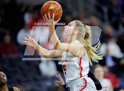 Thumbnail 2 in Omaha Central vs. Millard South (Metro Tournament Final) photogallery.