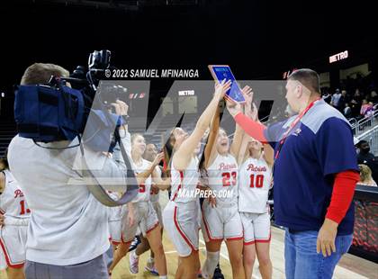 Thumbnail 1 in Omaha Central vs. Millard South (Metro Tournament Final) photogallery.