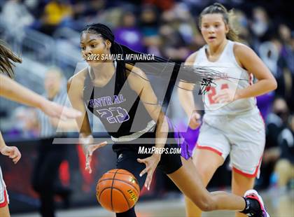 Thumbnail 2 in Omaha Central vs. Millard South (Metro Tournament Final) photogallery.