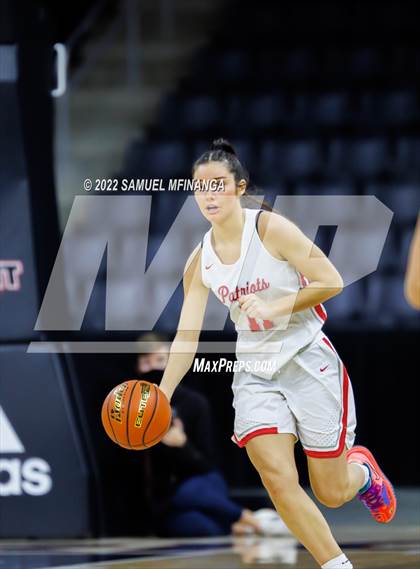 Thumbnail 1 in Omaha Central vs. Millard South (Metro Tournament Final) photogallery.