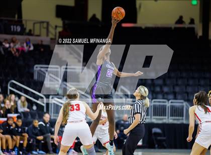 Thumbnail 3 in Omaha Central vs. Millard South (Metro Tournament Final) photogallery.