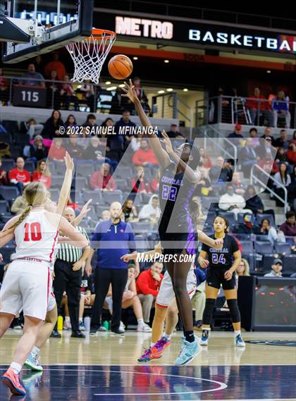 Thumbnail 2 in Omaha Central vs. Millard South (Metro Tournament Final) photogallery.