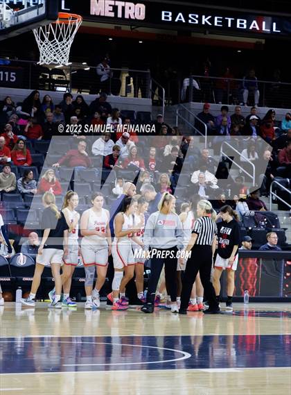 Thumbnail 1 in Omaha Central vs. Millard South (Metro Tournament Final) photogallery.