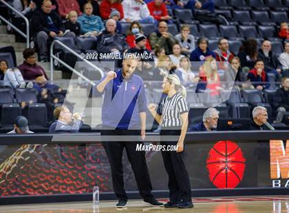 Thumbnail 2 in Omaha Central vs. Millard South (Metro Tournament Final) photogallery.