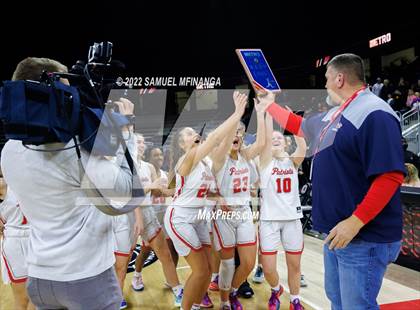 Thumbnail 3 in Omaha Central vs. Millard South (Metro Tournament Final) photogallery.