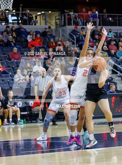 Thumbnail 1 in Omaha Central vs. Millard South (Metro Tournament Final) photogallery.