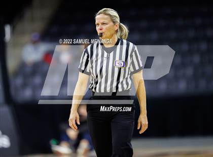 Thumbnail 2 in Omaha Central vs. Millard South (Metro Tournament Final) photogallery.