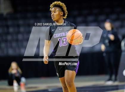 Thumbnail 3 in Omaha Central vs. Millard South (Metro Tournament Final) photogallery.
