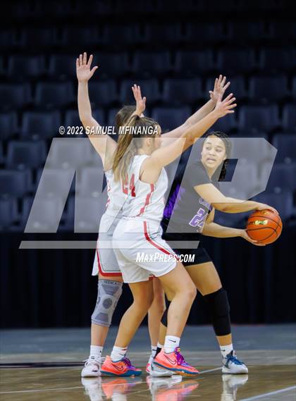 Thumbnail 3 in Omaha Central vs. Millard South (Metro Tournament Final) photogallery.