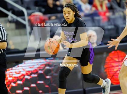 Thumbnail 3 in Omaha Central vs. Millard South (Metro Tournament Final) photogallery.