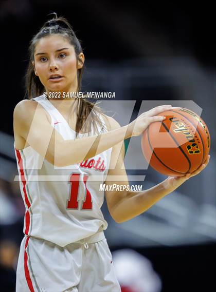 Thumbnail 2 in Omaha Central vs. Millard South (Metro Tournament Final) photogallery.