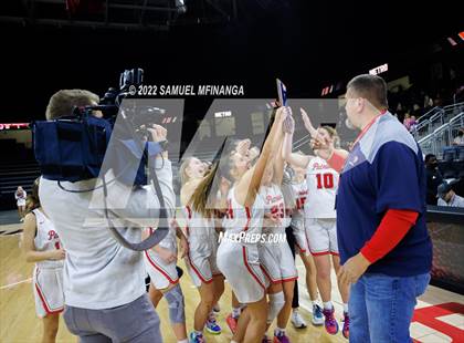 Thumbnail 2 in Omaha Central vs. Millard South (Metro Tournament Final) photogallery.
